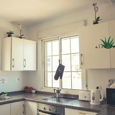Aloe Vera Shared House Hostel