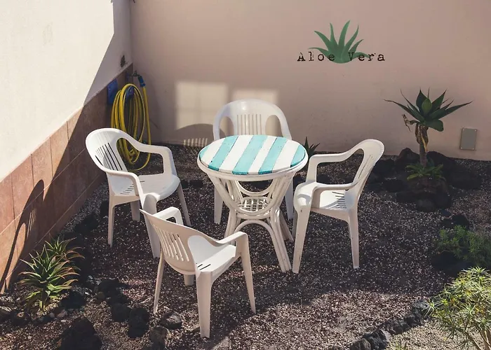 Aloe Vera Shared House * エル・メダノ