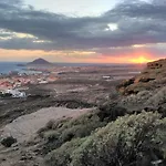 Aloe Vera Shared House * El Medano (Tenerife)