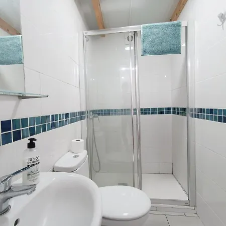 Aloe Vera Shared House *